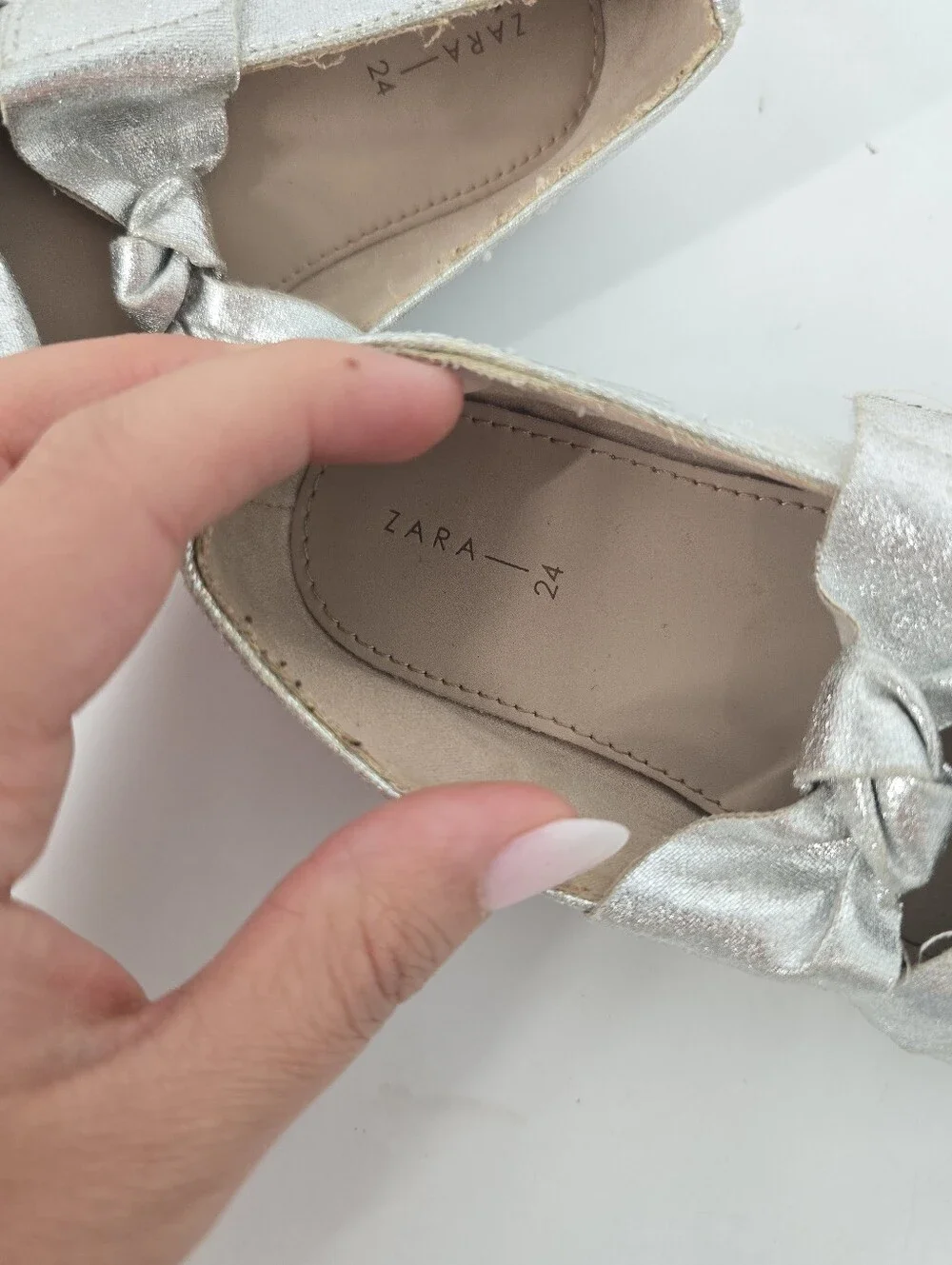 Zara Baby Silver Dress Flats Mary Jane Knot Size 24 US Size 8